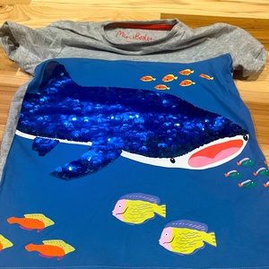 Mini Boden boys size 8-9 year sequin underwater t-shirt